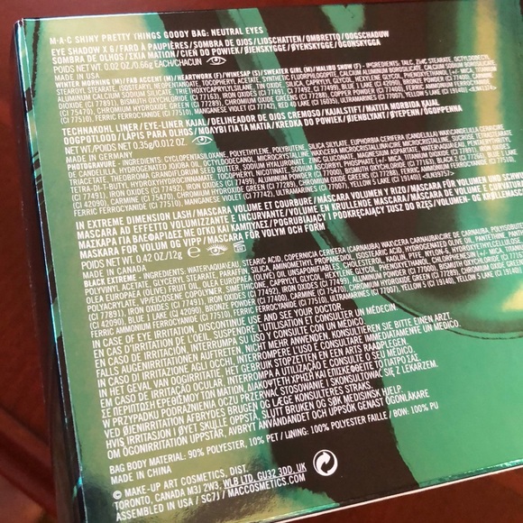 Mac cosmetics set - Picture 2 of 7